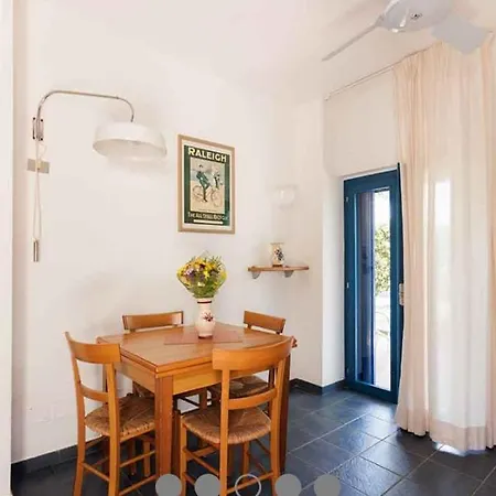 Serra Degli Alimini 1 Appartamento *